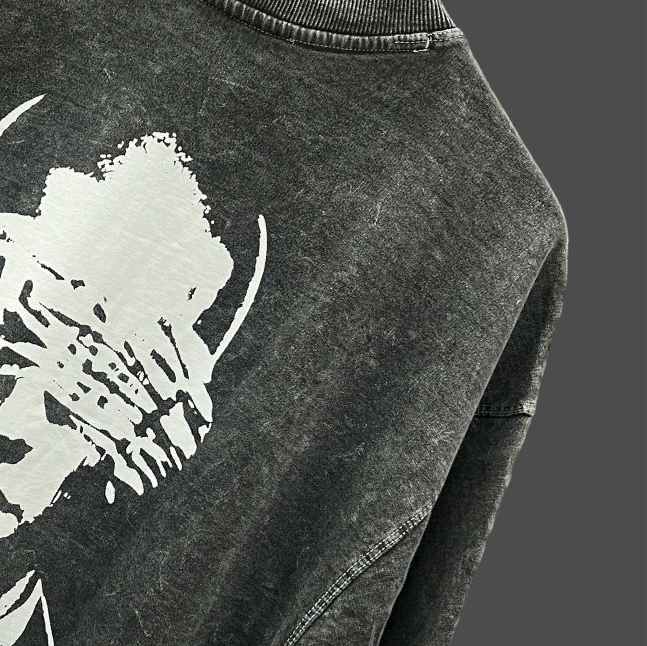 BLACK SILENCE ACID WASH T-SHIRT